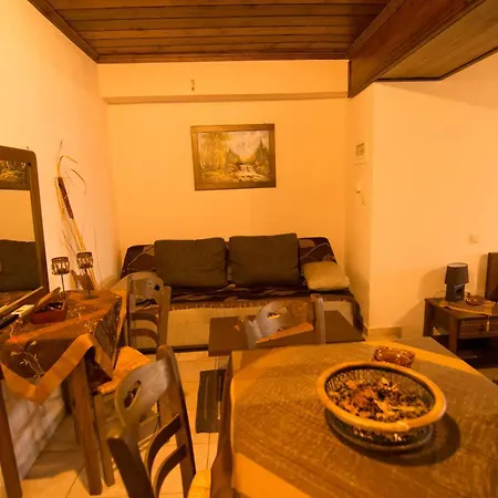 Spitiko Daire Káto Loutrákion Dış mekan fotoğraf