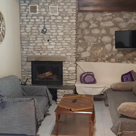 Spitiko Daire Káto Loutrákion Dış mekan fotoğraf